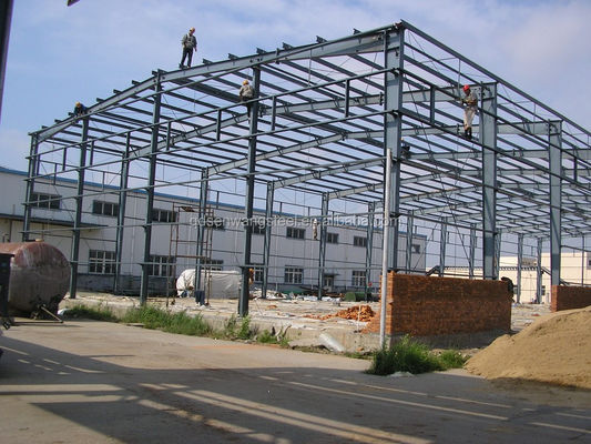 Phòng thép trước chế tạo chống thời tiết Xưởng xây dựng Kho dự trữ PEB Tòa nhà kim loại