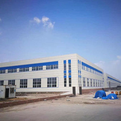 Cơ cấu thép hiện đại có thể tùy biến kho Tòa nhà bền cho sử dụng nông trại hoặc kho