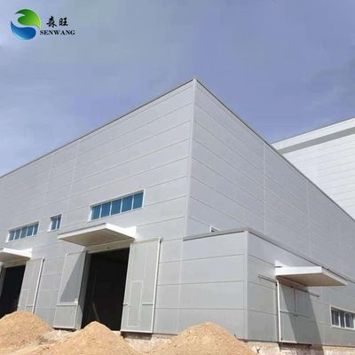 Bộ dụng cụ xây dựng nhà xưởng kết cấu thép tiền chế nhiều tầng với mái và tường bằng tấm panel cách nhiệt cửa lùa