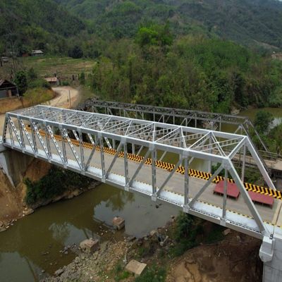 Kháng cháy phụ thuộc vào lớp phủ chống cháy áp dụng cấu trúc thép cầu giải pháp xây dựng bền vững cho các dự án cơ sở hạ tầng