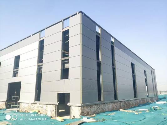 Hộp kho cấu trúc thép bền với mức nổ Sa 2.5 và lớp vật liệu châu Âu S235/S355 có mái bằng tấm thép màu
