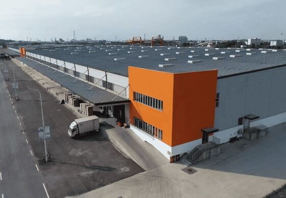 Hangar máy bay được thiết kế trước với các kết nối kẽm nóng và kháng tải gió 100km / h
