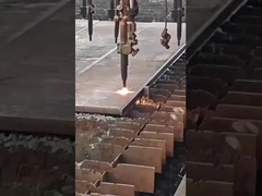 Chi tiết hàn hiển thị các vật liệu xây dựng cấu trúc thép